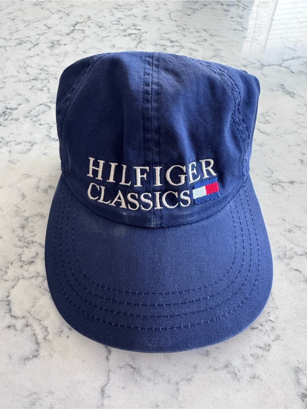 Vintage! Tommy Hilfiger Classics Navy Logo Baseball Cap from the 90s/00s